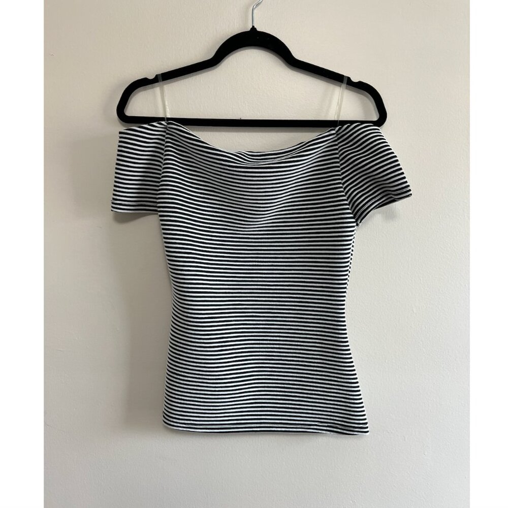 black and white striped top - Picture 4 of 4